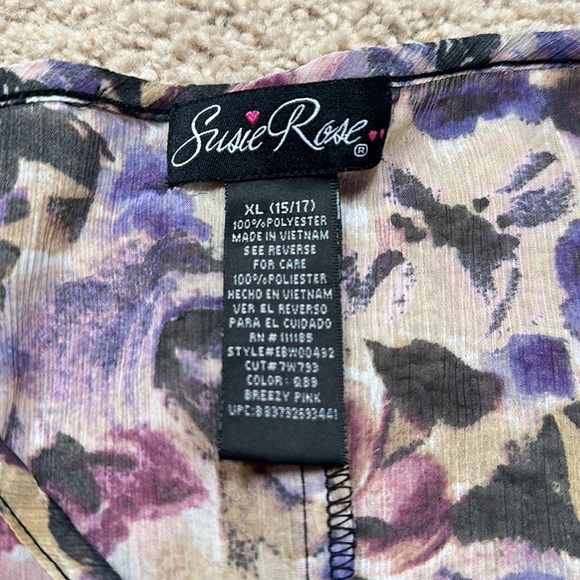 Susie Rose floral sheer top XL - Picture 3 of 5